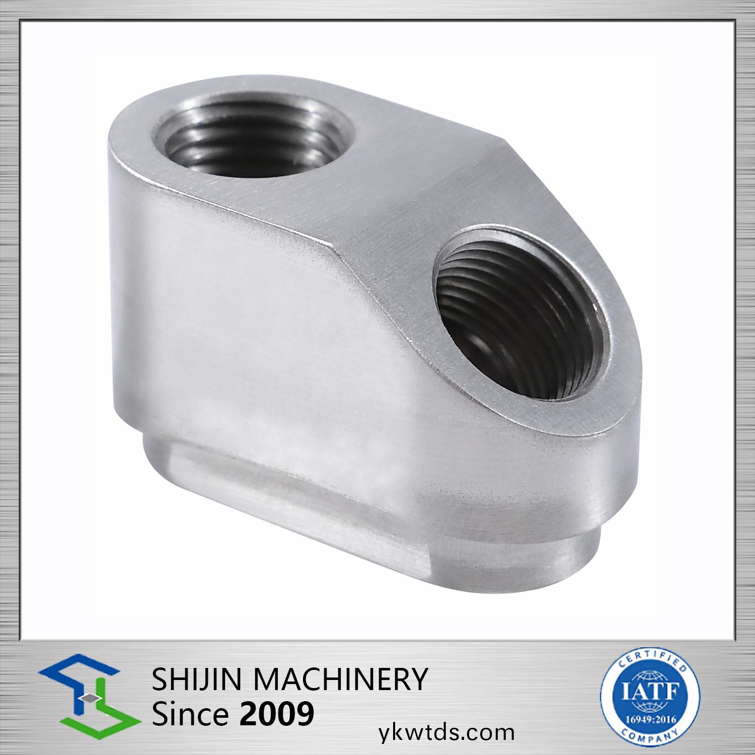 汽車行業-非(fei)標定製汽(qi)車零件5，角度2